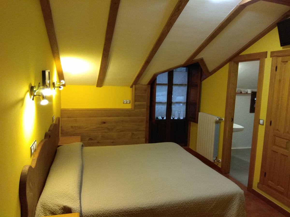 Posada Casa Rosalia Castro Urdiales Esterno foto