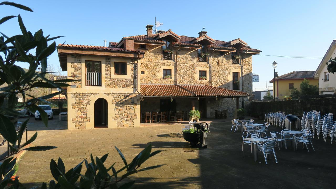 Posada Casa Rosalia Castro Urdiales Esterno foto